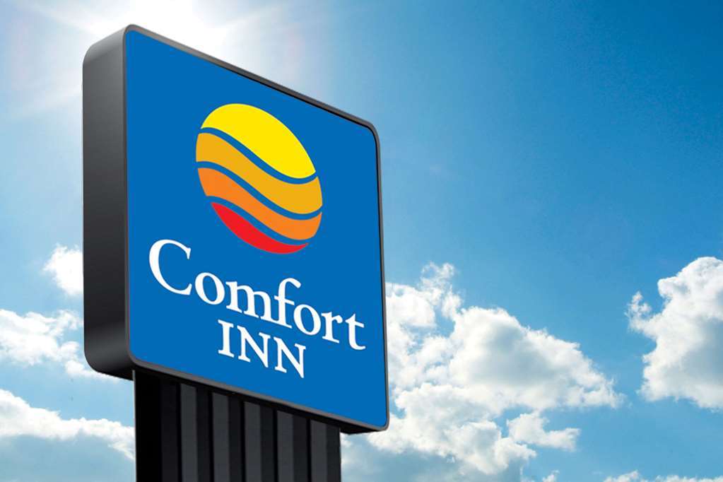 Comfort Hotel Pithiviers Eksteriør billede