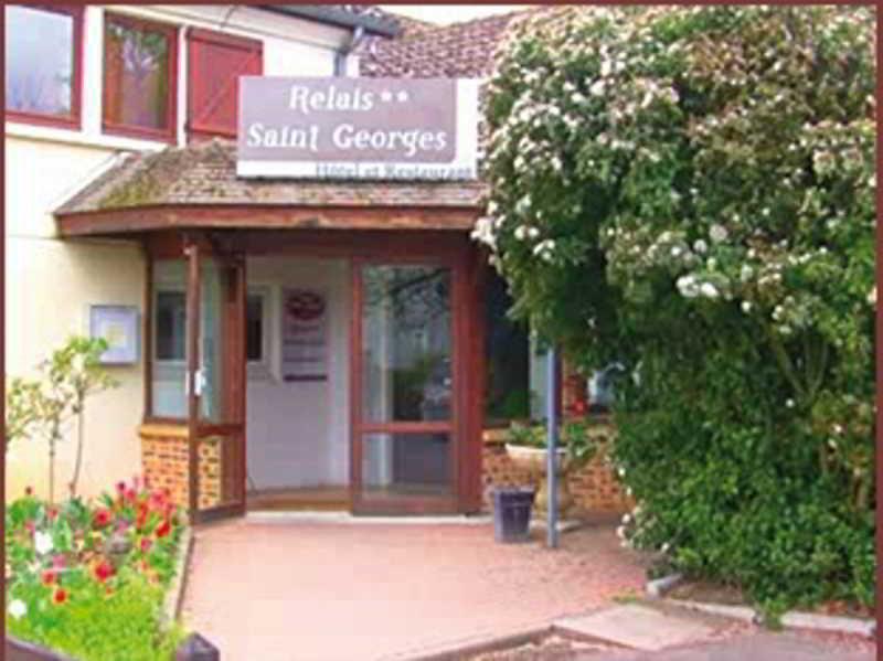 Comfort Hotel Pithiviers Eksteriør billede