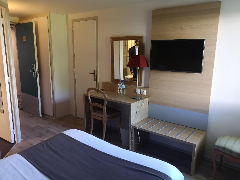 Comfort Hotel Pithiviers Eksteriør billede